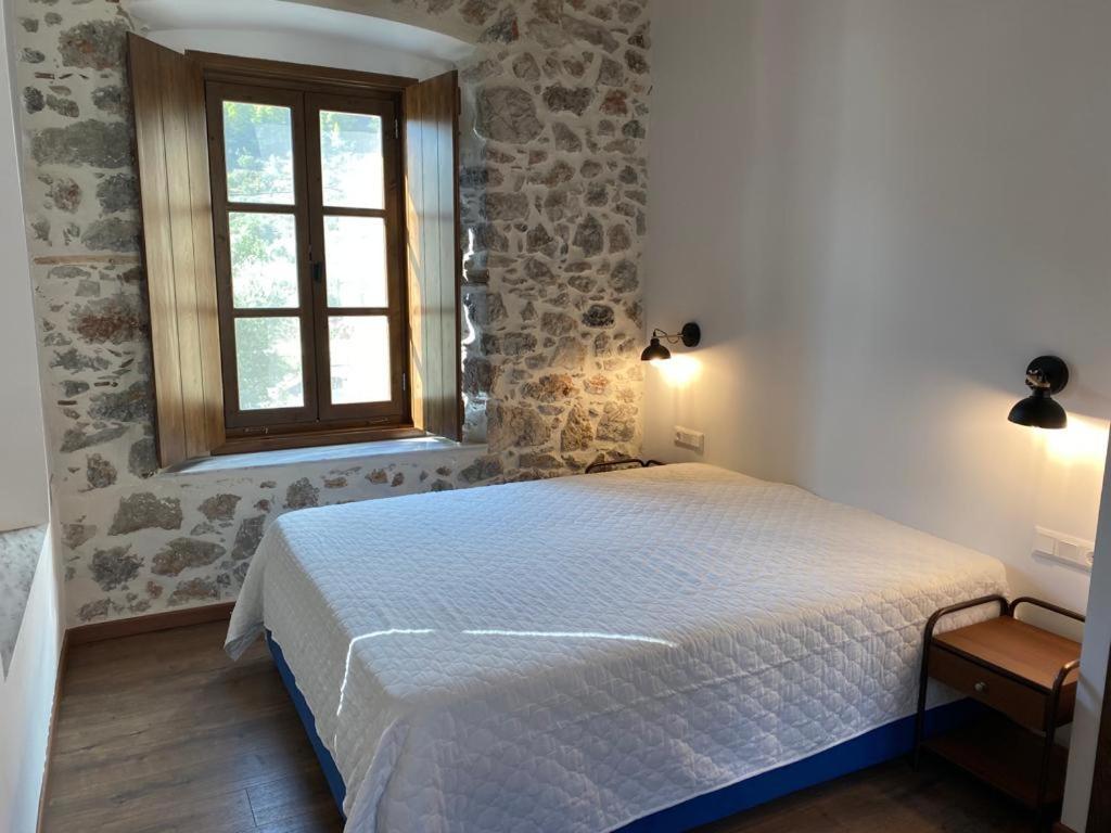 Indigo Leonidion Apartman Kültér fotó